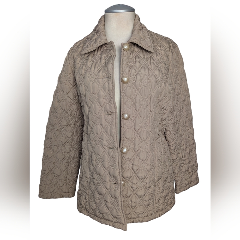 Women's Quilted Cottagecore, Grandma Core Jacket Diamond Stitch Pattern Mushroom